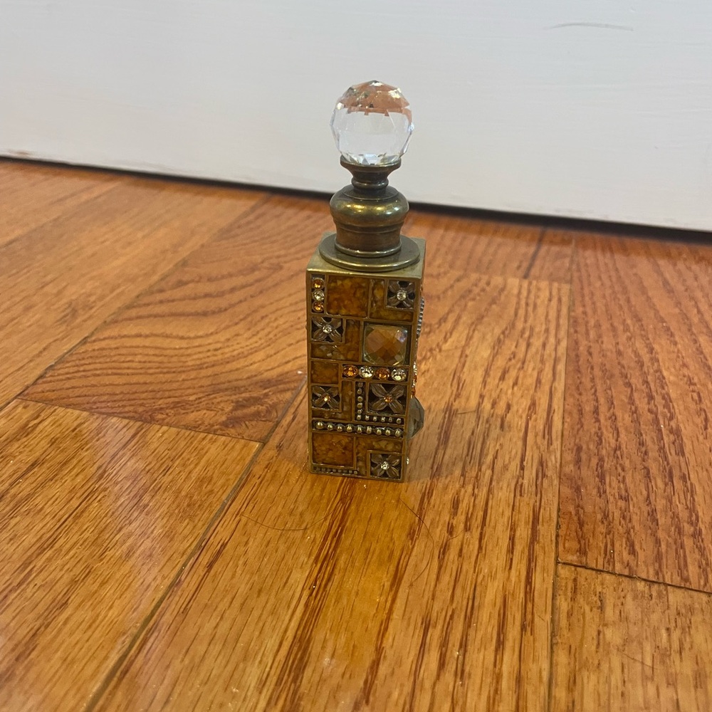 Decorative Gold and Brown Perfume Bottle - Picture 6 of 8